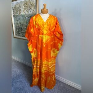 Vintage Caribelle Batik Caftan Maxi Dress – Orange Yellow Tie Dye Resort Lounge